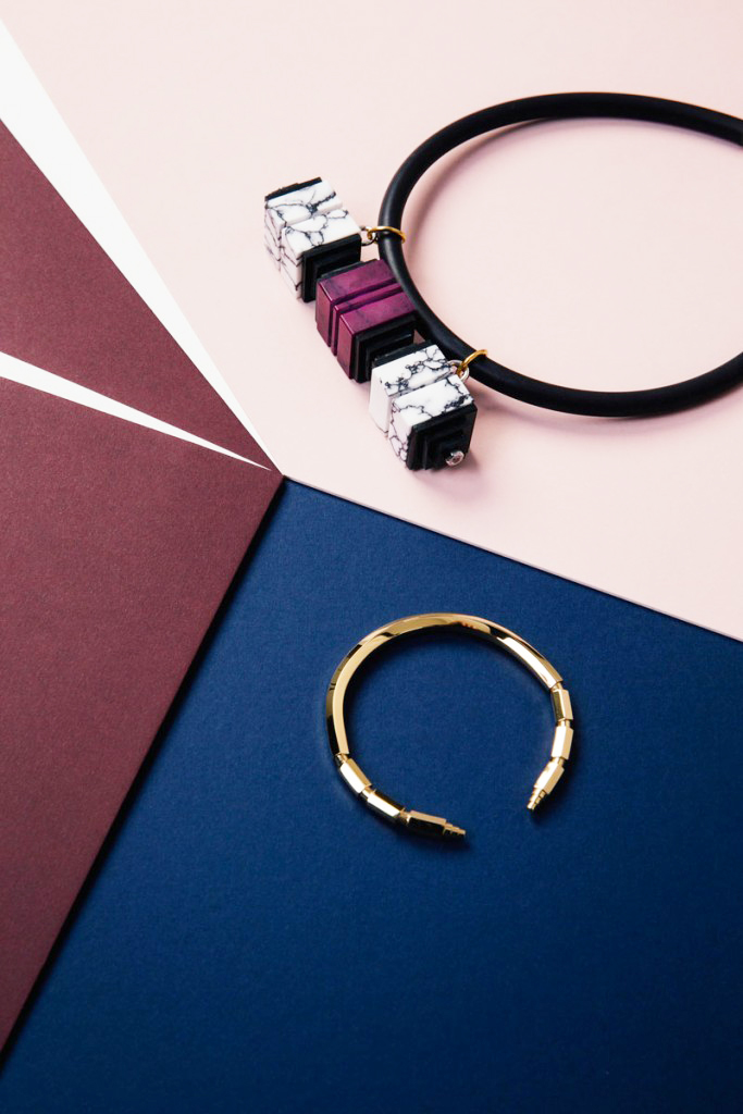 украшения в стиле хай-тек