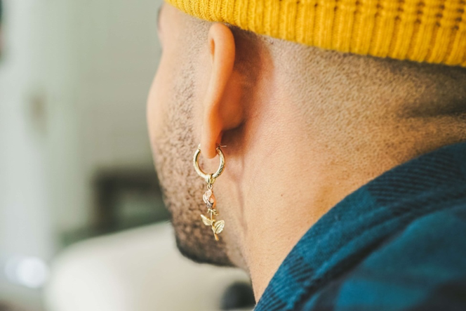 мужская серьга