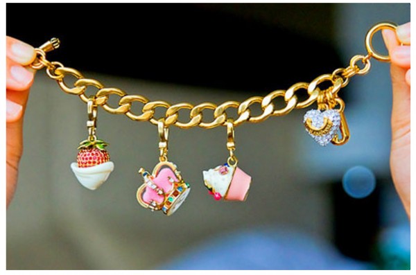 цепочка с эмалированными подвесками