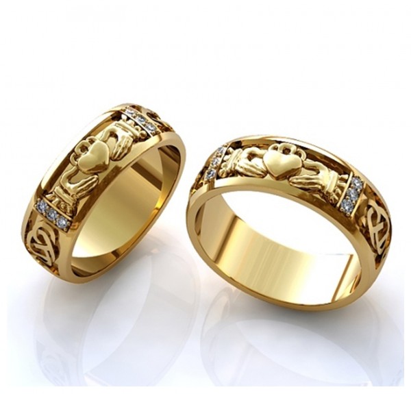 кладдахское кольцо с камнем