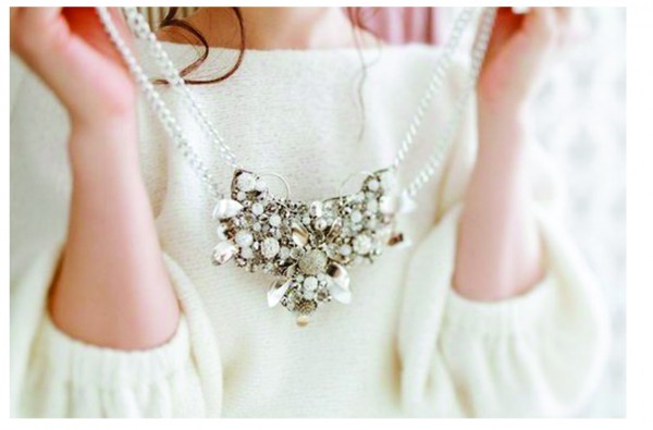 традиционное колье пластрон