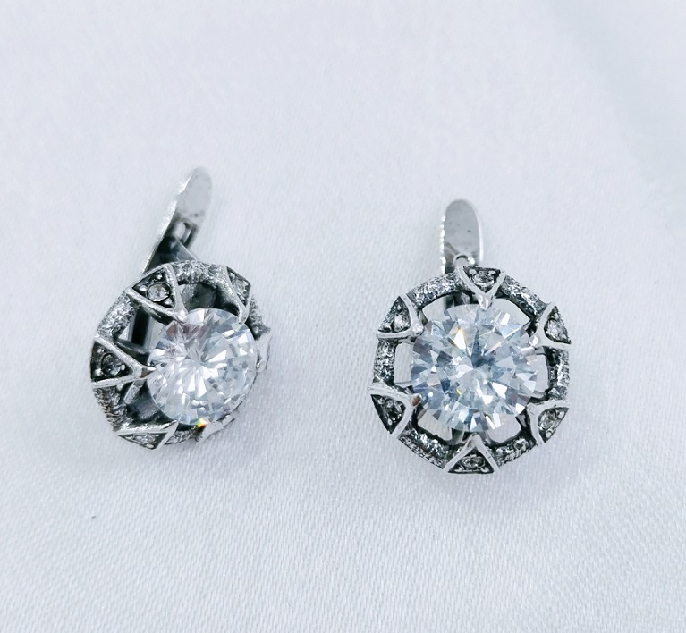 Серьги Каттлея