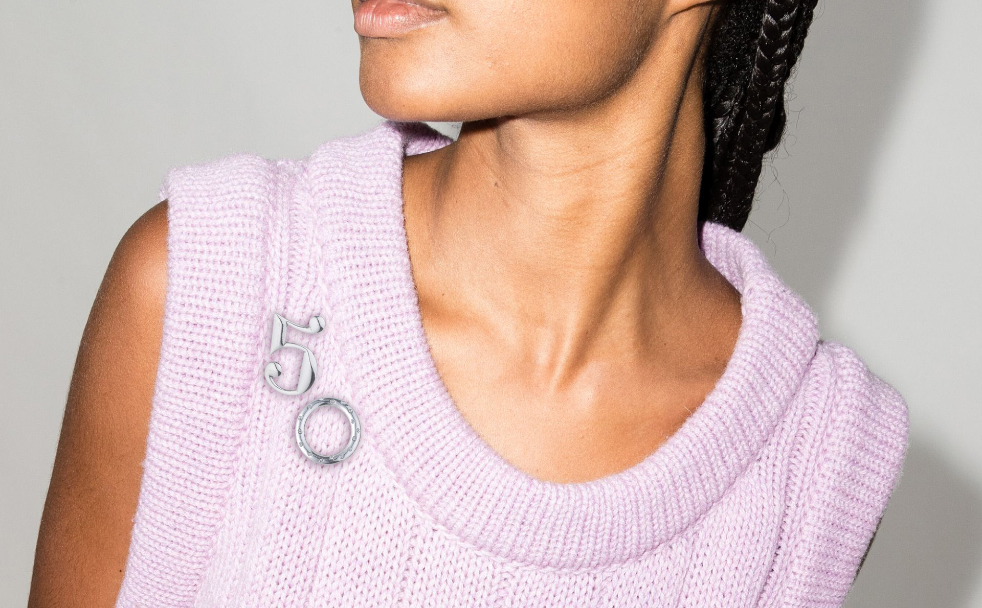 образ с украшениями Женави Numerology 2019